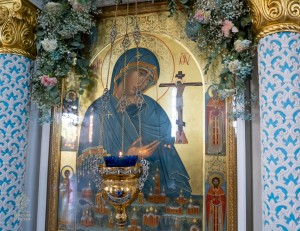 Ра́дуйся, Неве́сто Неневе́стная.
